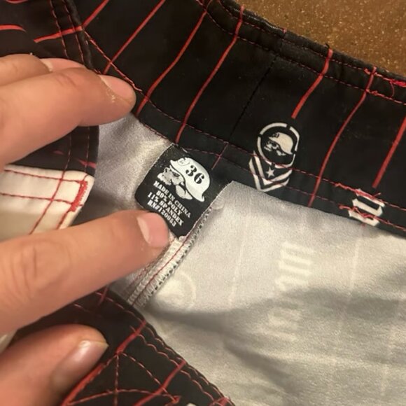 Metal Mulisha Board shorts Size 36 - Picture 3 of 4
